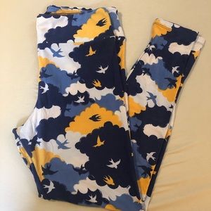 Lularoe TC leggings sparrows